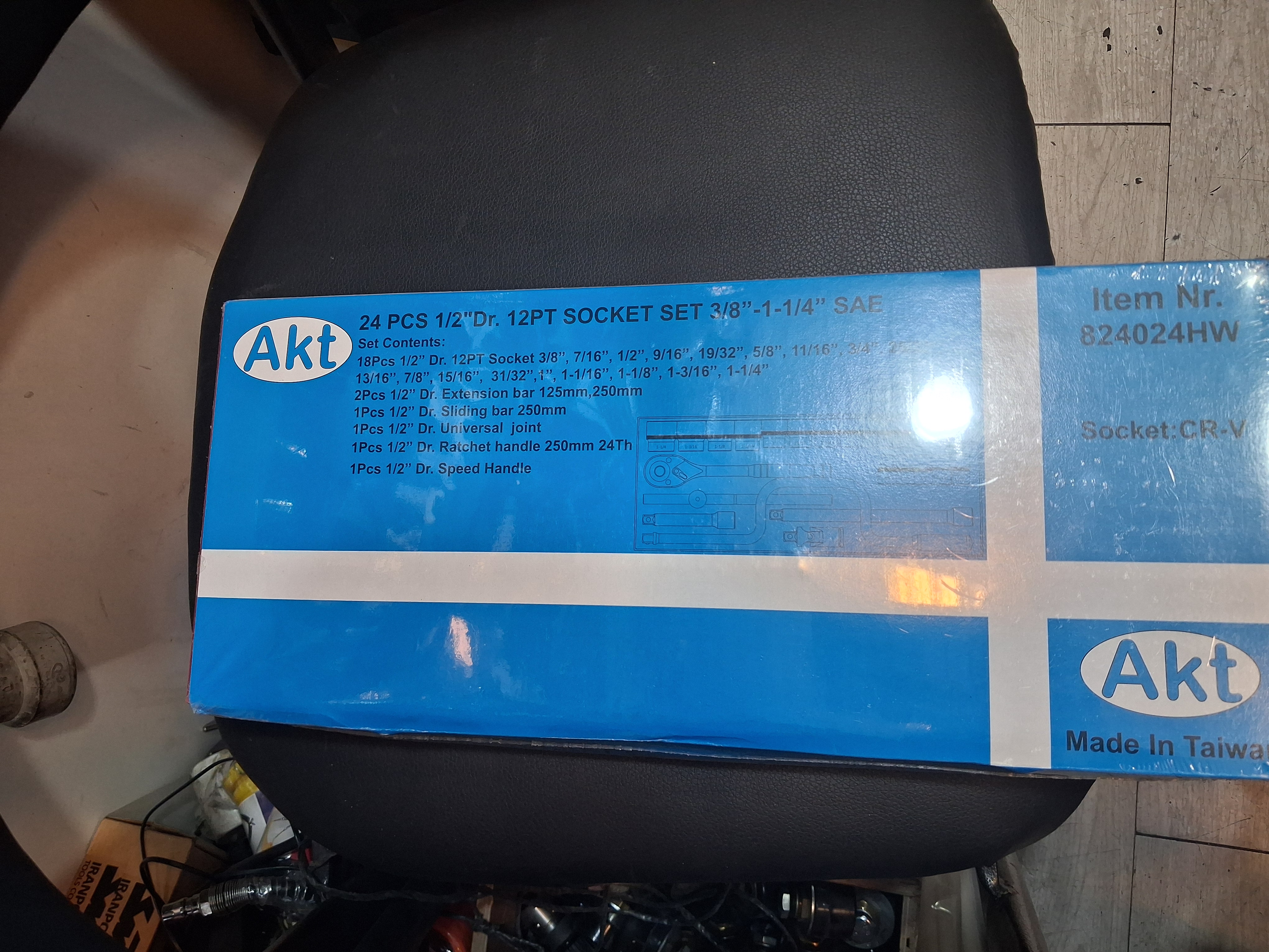 سری بکس 24پارچه ای کرافت AKERAFT